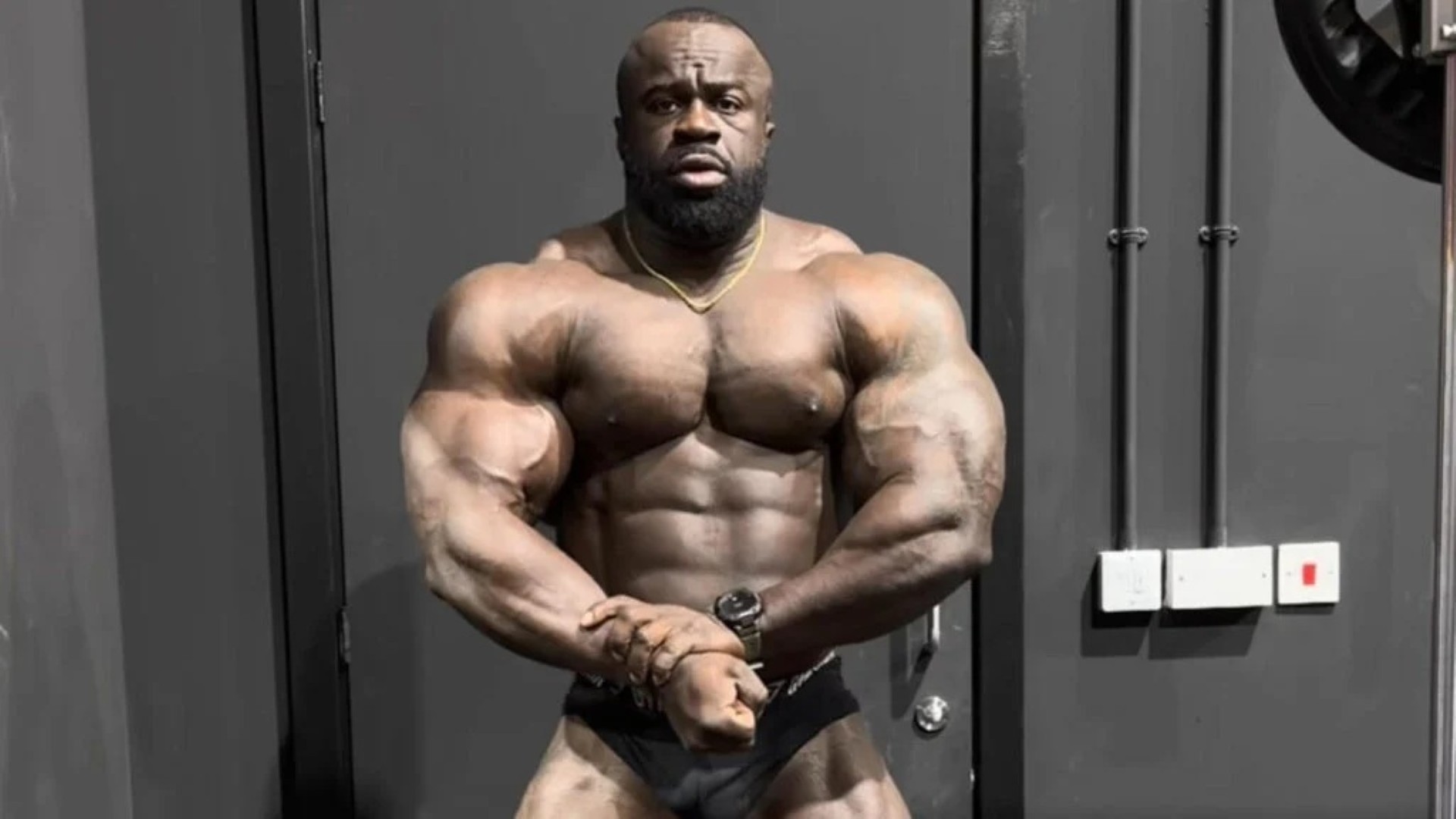 Samson Dauda's Race To 350 - StrengthAddicts.com